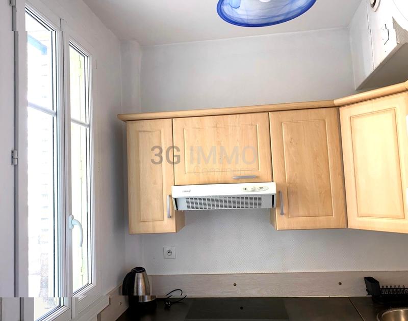 Local commercial - 45 m² - 3 pièces