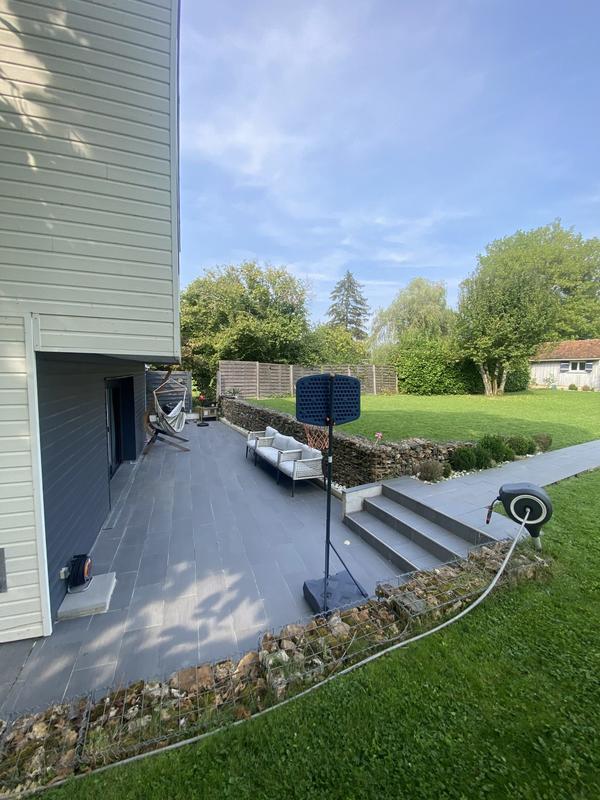 Maison - 187 m² - 5 pièces