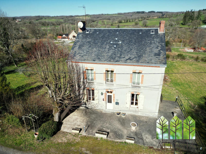 Maison - 170 m² - 6 pièces