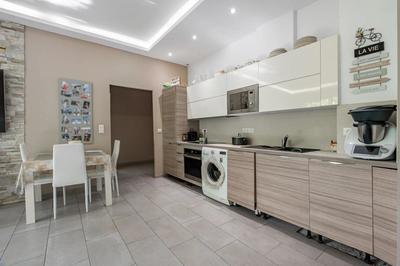 Appartement - 74 m² - 4 pièces