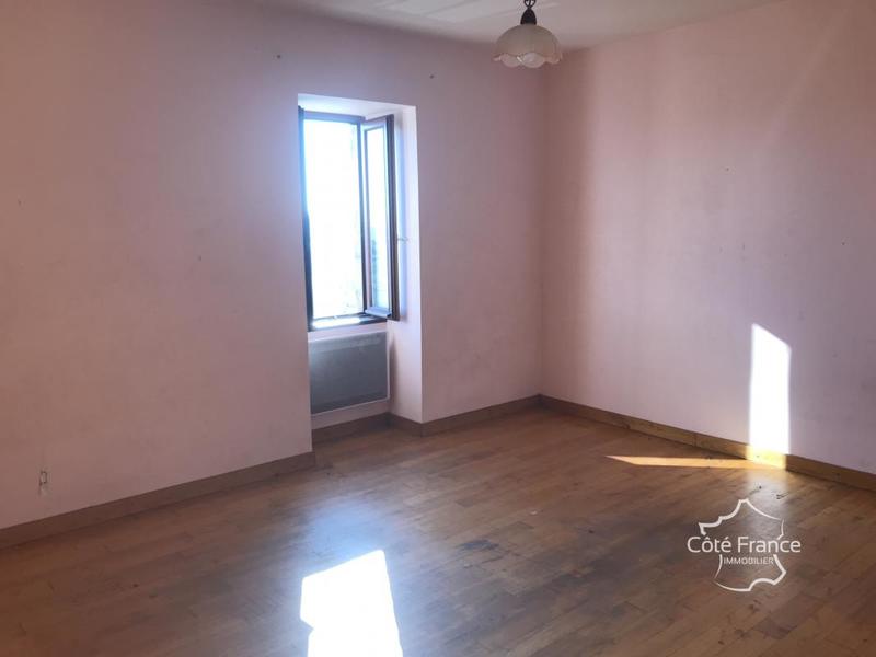 Maison en pierre - 80 m² - 4 pièces