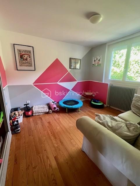 Maison traditionnelle - 175 m² - 7 pièces