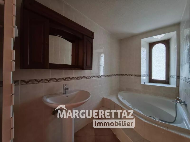 Appartement - 119 m² - 4 pièces