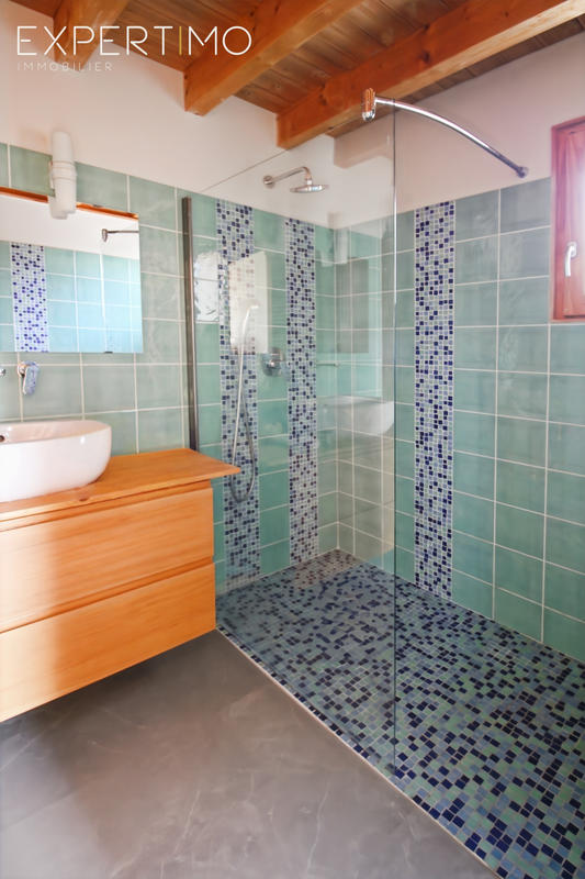 Maison - 178 m² - 7 pièces