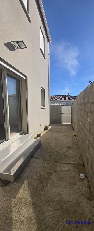 Maison - 102 m² - 6 pièces