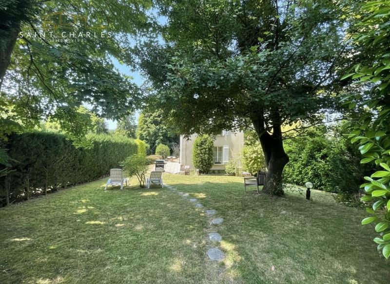 Maison - 157 m² - 6 pièces