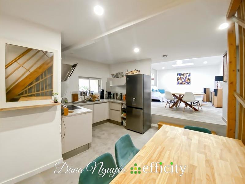 Maison - 80 m² - 4 pièces