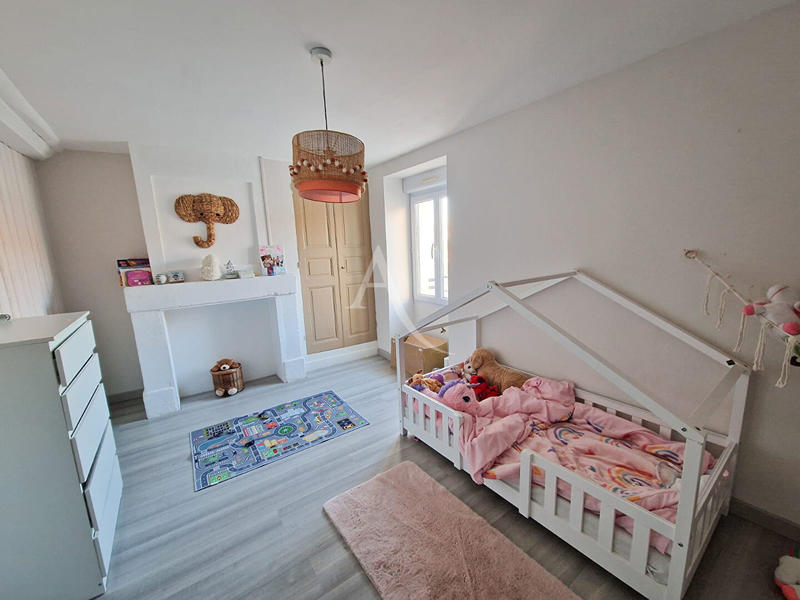 Maison - 142 m² - 5 pièces