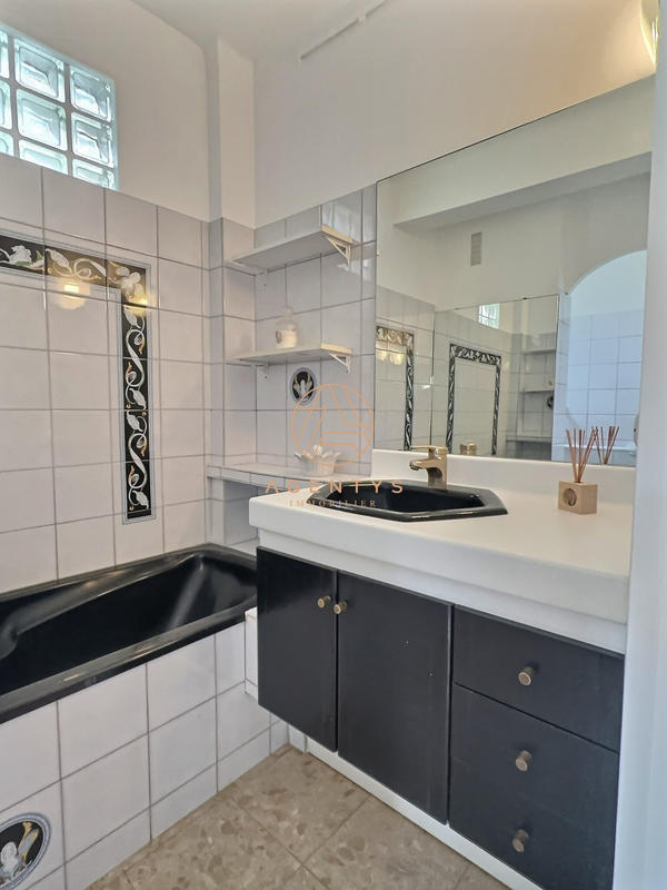 Appartement - 53 m² - 3 pièces