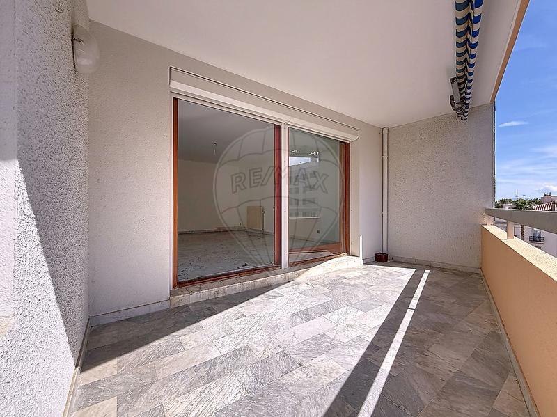 Appartement - 80 m² - 3 pièces