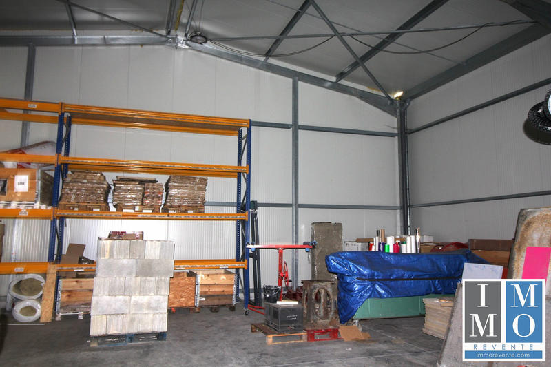 Local d'activités - 254 m²
