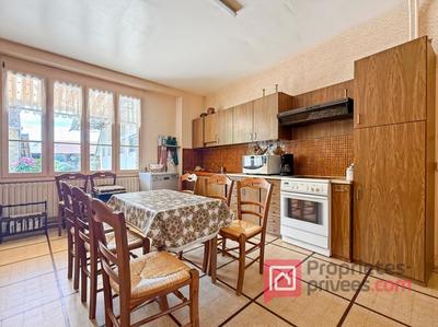 Maison - 155 m² - 7 pièces