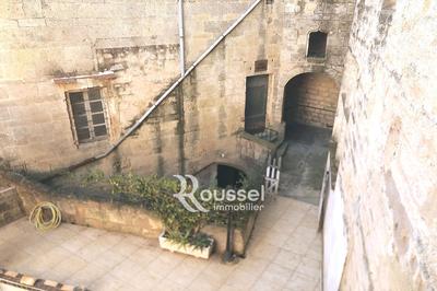 Demeure - 196 m² - 7 pièces