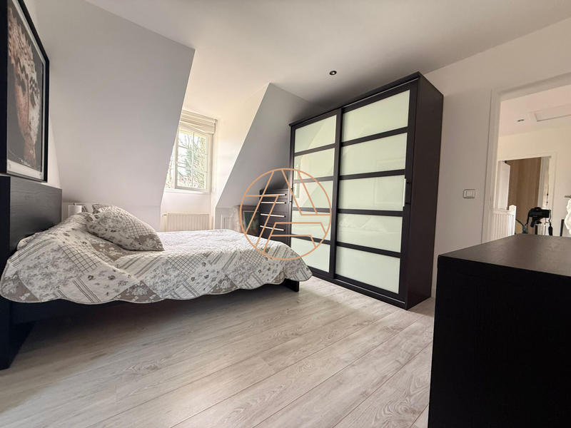 Maison - 147 m² - 7 pièces