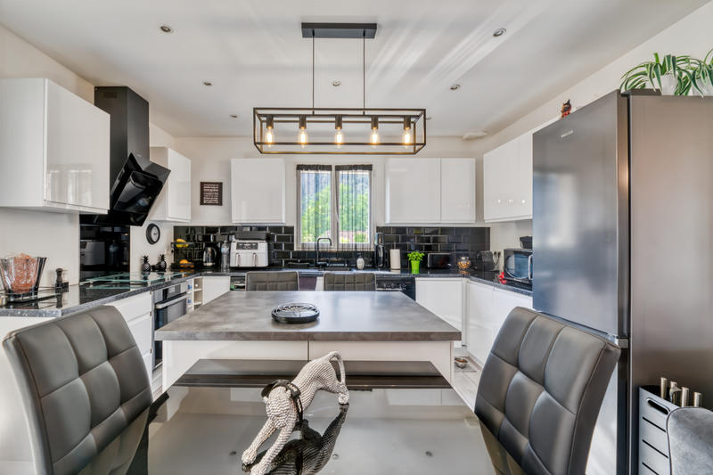 Maison - 106 m² - 4 pièces