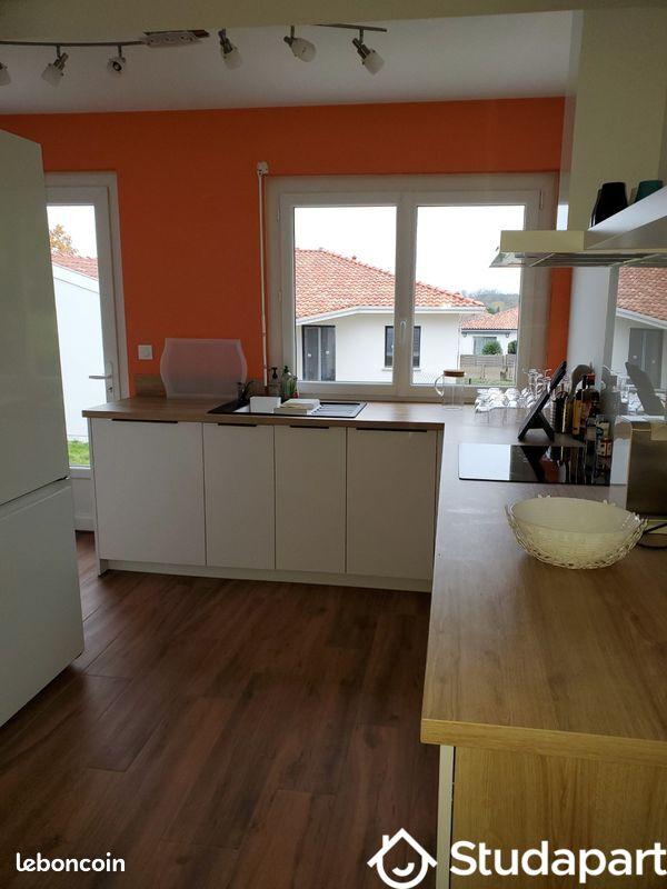 Chambre - 25 m² - 1 pièce