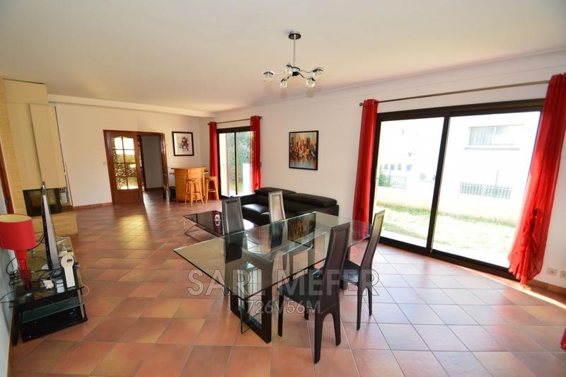 Maison - 195 m² - 7 pièces