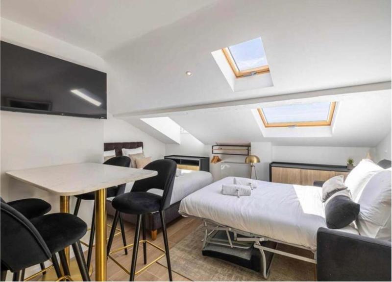 Immeuble - 275 m² - 17 pièces