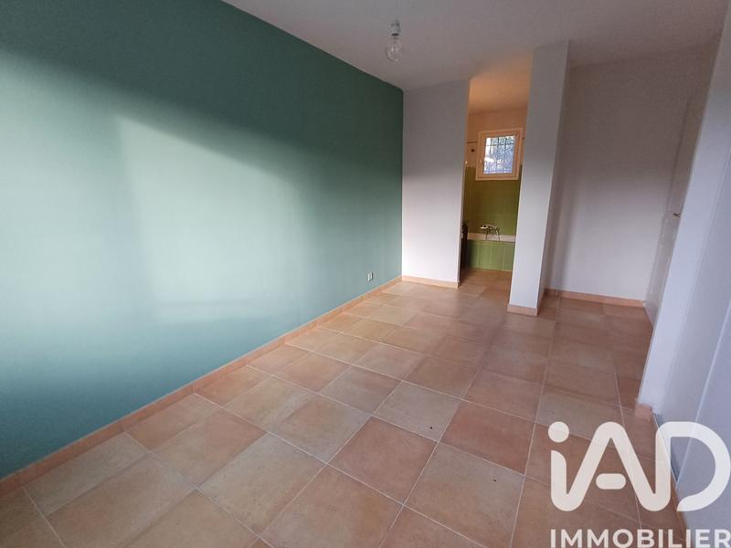 Maison - 200 m² - 7 pièces