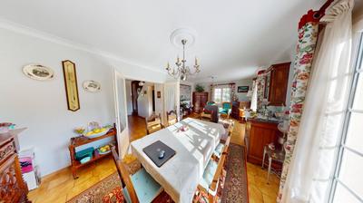 Maison - 120 m² - 5 pièces