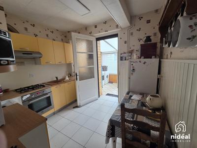 Maison - 92 m² - 5 pièces