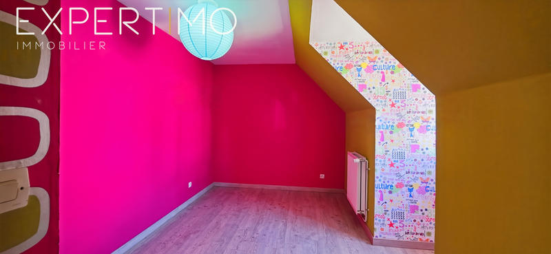 Maison - 150 m² - 8 pièces