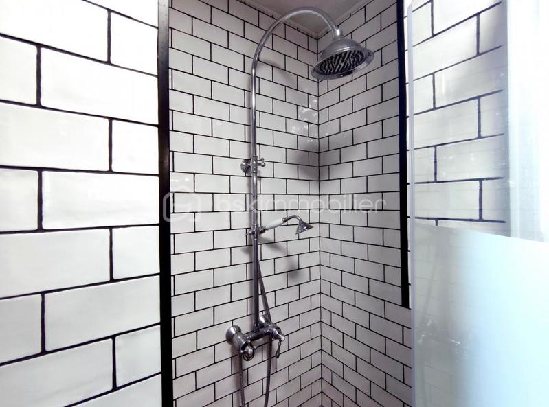 Maison - 231 m² - 8 pièces