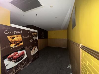 Local commercial - 152 m²