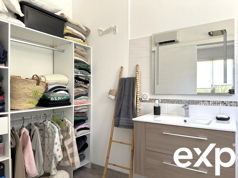 Appartement - 99 m² - 4 pièces