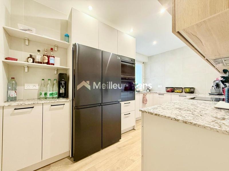 Appartement - 116 m² - 5 pièces