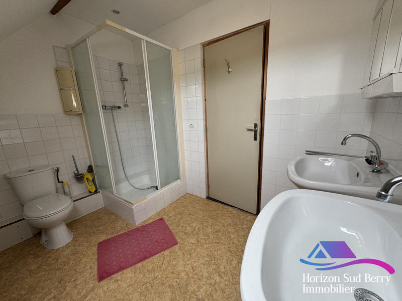 Maison - 220 m² - 8 pièces