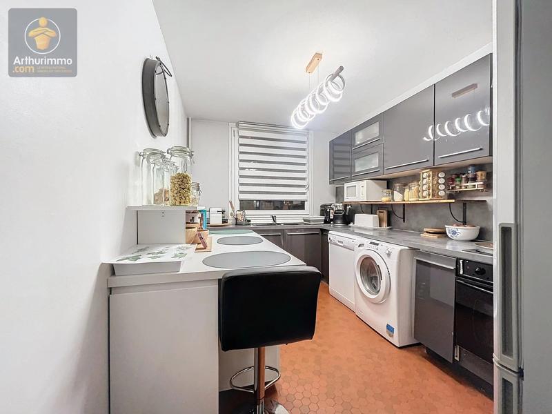 Appartement - 84 m² - 4 pièces