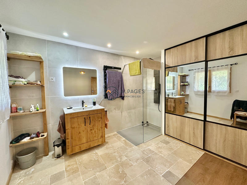 Châlet - 143 m² - 6 pièces