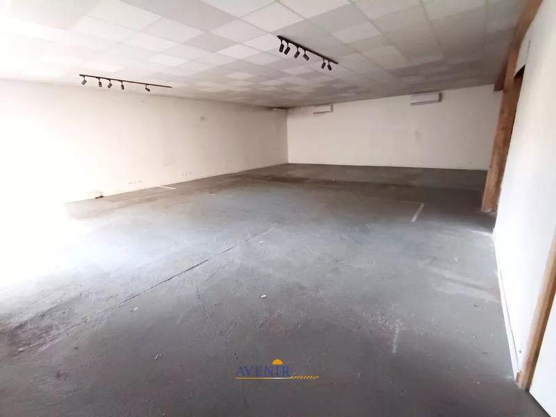 Local commercial - 181 m²