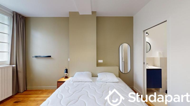 Chambre - 12 m² - 1 pièce