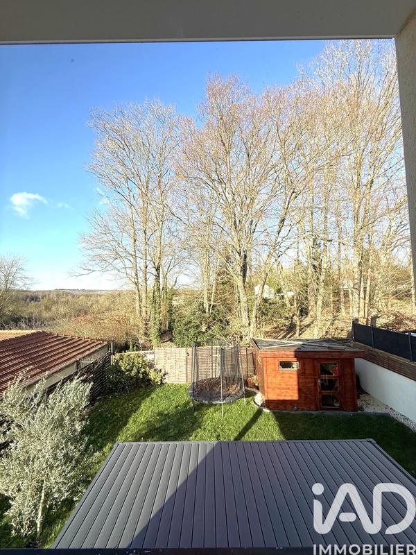 Maison - 98 m² - 4 pièces