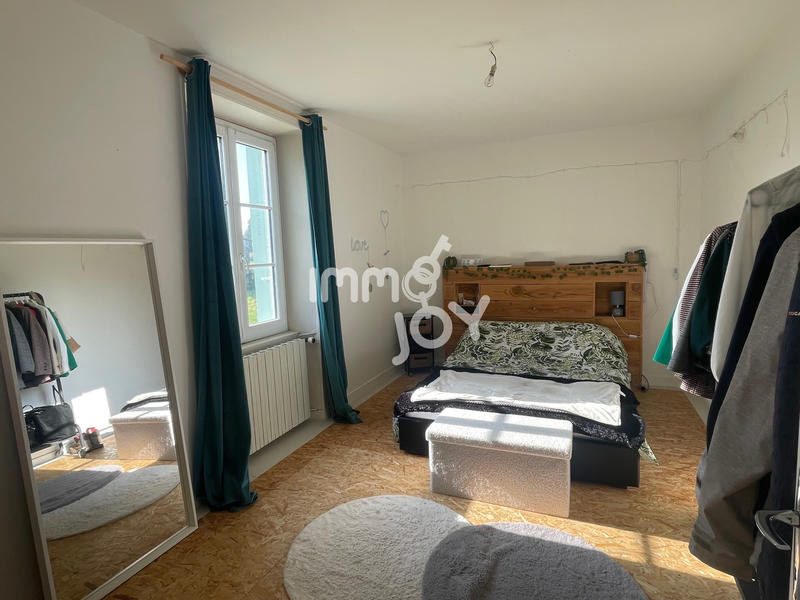 Appartement - 81 m² - 3 pièces