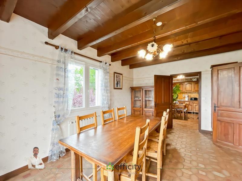 Pavillon - 151 m² - 6 pièces