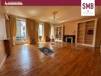 Appartement - 187 m² - 4 pièces