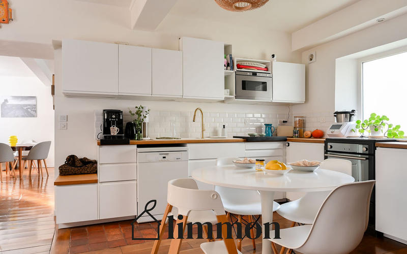 Appartement - 121 m² - 4 pièces