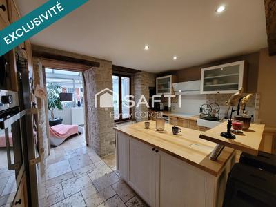 Maison - 88 m² - 5 pièces