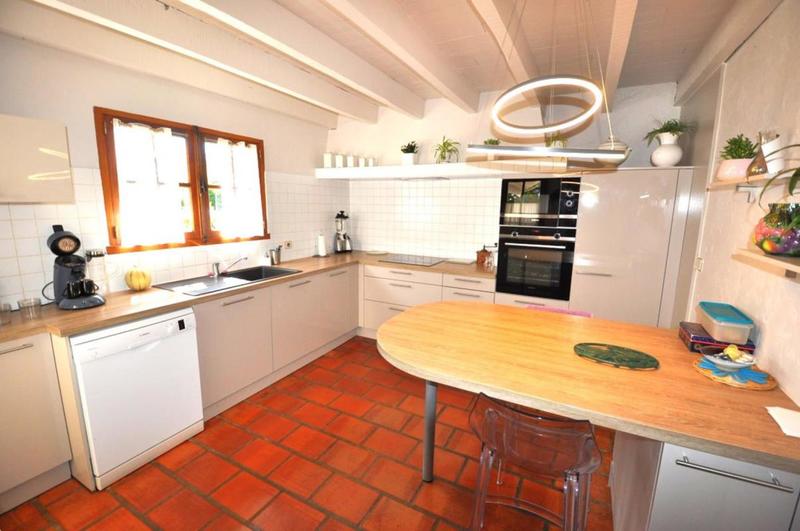 Maison - 227 m² - 8 pièces