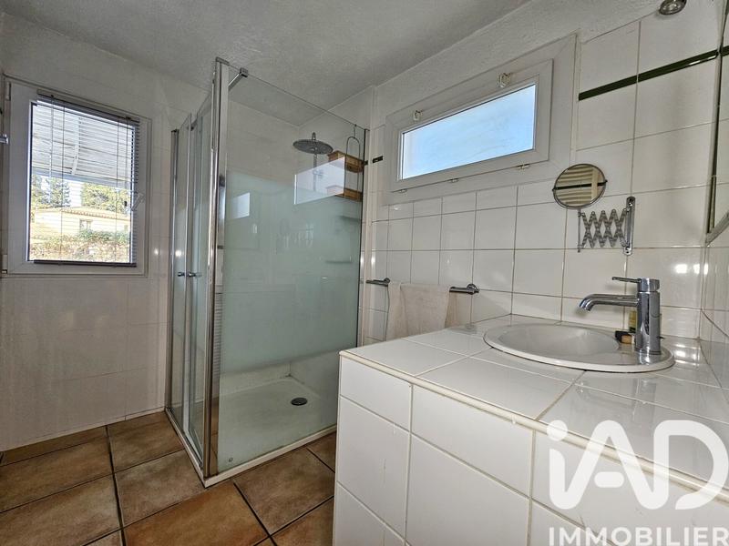 Maison - 202 m² - 5 pièces