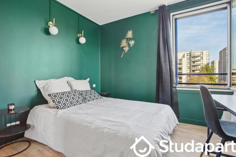 Chambre - 10 m² - 1 pièce