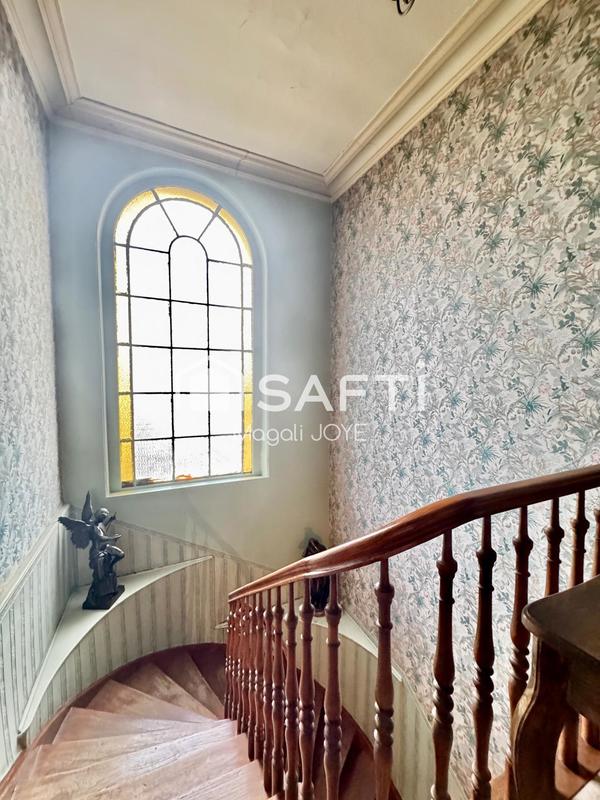 Maison de maîtres - 210 m² - 10 pièces