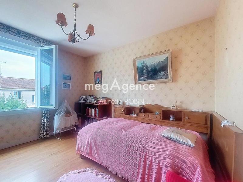 Maison - 90 m² - 5 pièces