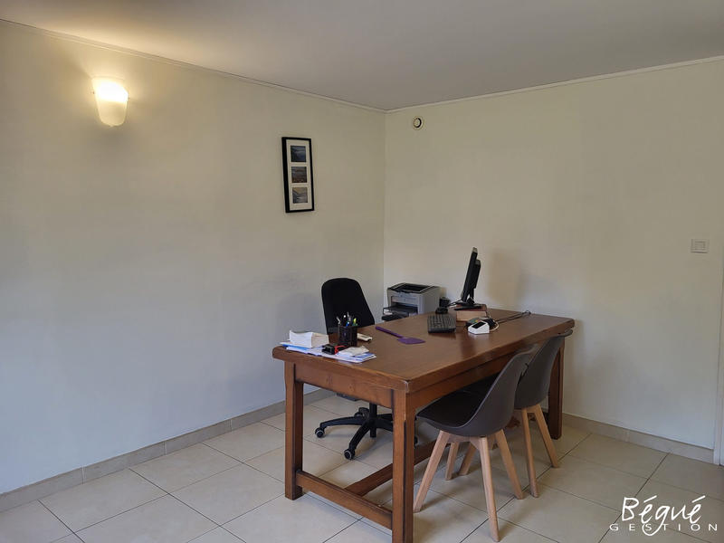 Local d'activités - 16 m²