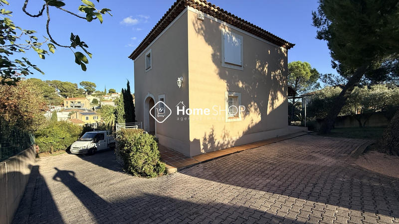 Villa - 143 m² - 5 pièces