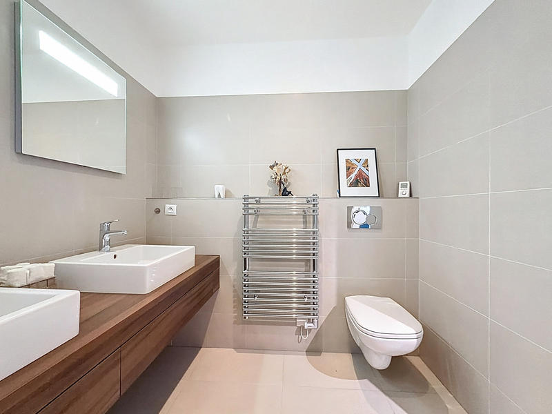 Appartement - 64 m² - 2 pièces