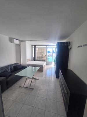 Studio - 27 m² - 1 pièce